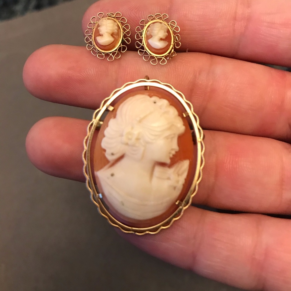 Victorian maiden shell cameo brooch, earring set